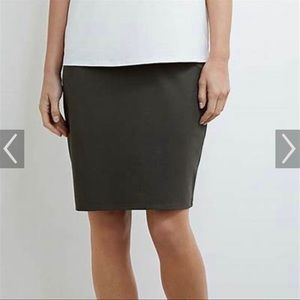 2/$18 J Jill Wearever Smooth-Fit Pencil Skirt Dark Olive Green Sz. SP